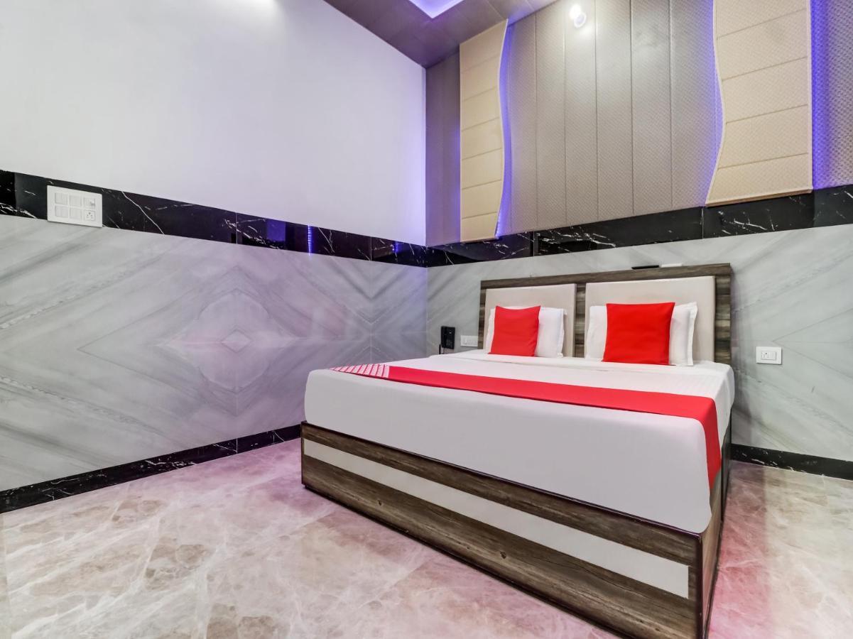 Oyo Flagship 83121 Hotel Rose Vip Saharanpur Eksteriør billede