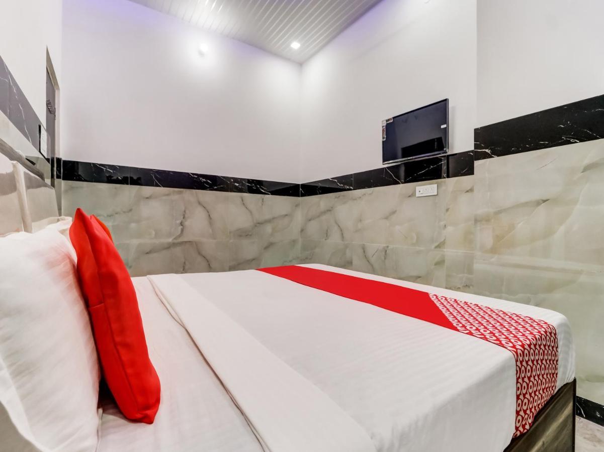 Oyo Flagship 83121 Hotel Rose Vip Saharanpur Eksteriør billede